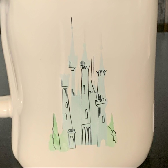Rae Dunn A DREAM COME TRUE Cinderella Disney Princess Collection Ceramic Mug - Picture 5 of 8